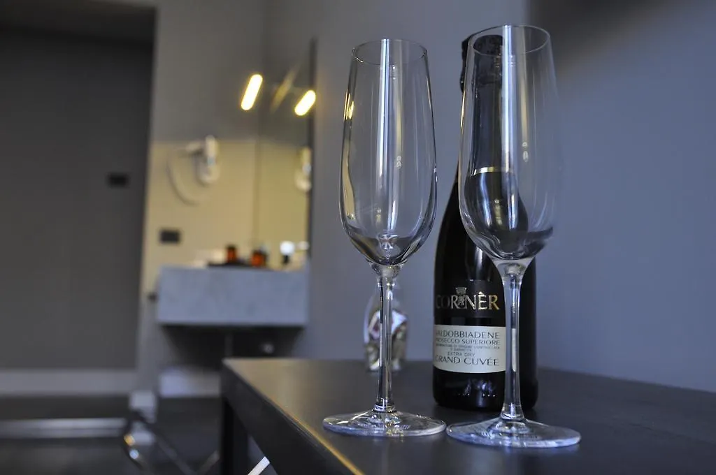 Place 24 Suites & Wellness Rome 2*,
