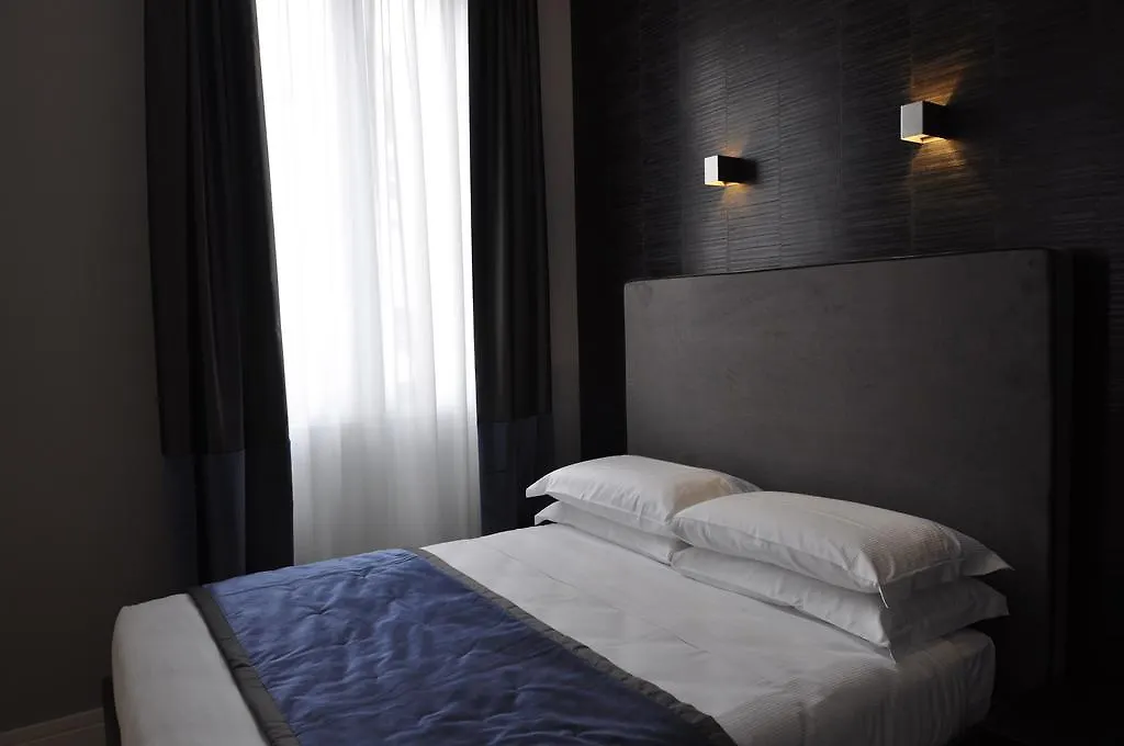 ** Guest house Place 24 Suites & Wellness Rome Italy