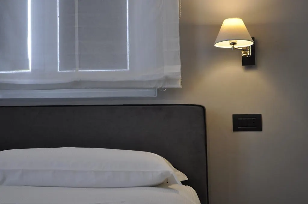 Place 24 Suites & Wellness Rome 2*,  Italy
