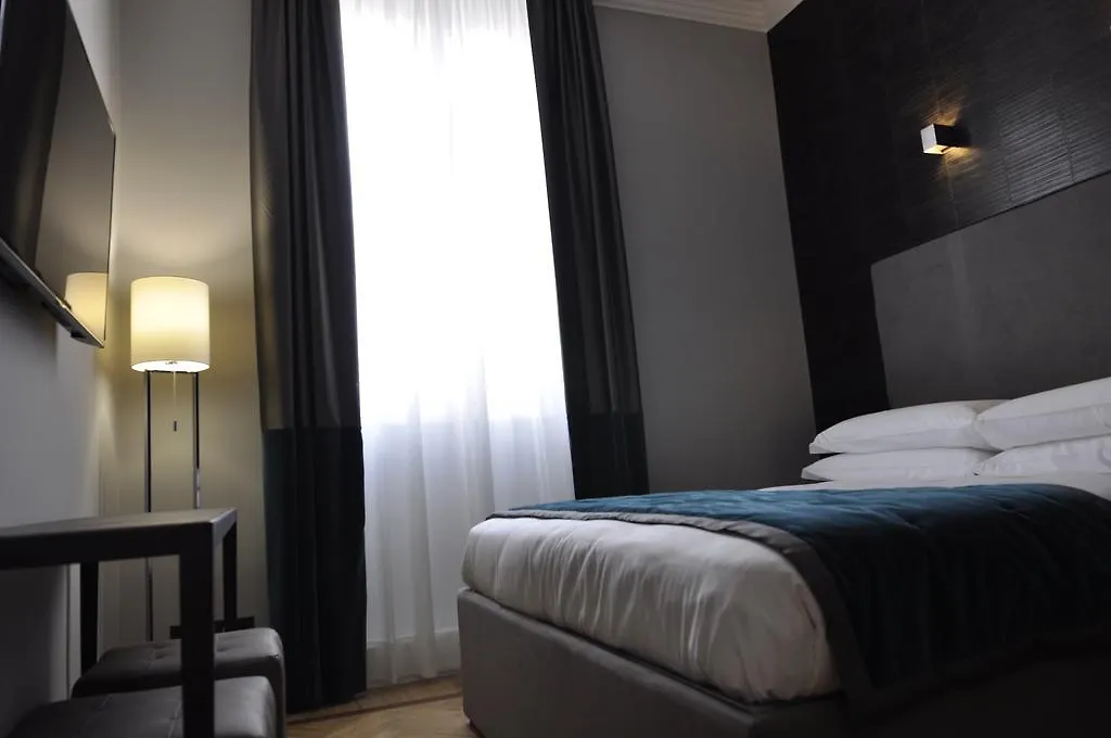 Place 24 Suites & Wellness Rome Guest house